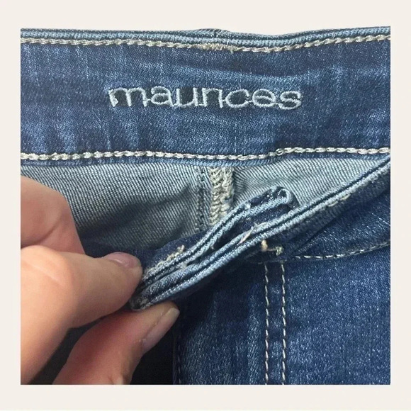 0497W. MAURICES MEDIUM‎ WASH DENIM JEANS SIZE 15/16 NON DISTRESSED - Picture 5 of 10